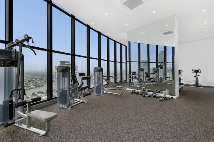 גולד קוסט Sea View Beachfront Apartment In Surfers מראה חיצוני תמונה